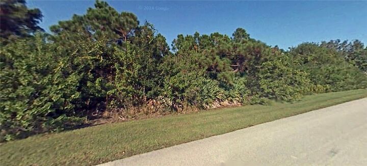 Property Photo:  4540 Hunters Run Circle  FL 32949 