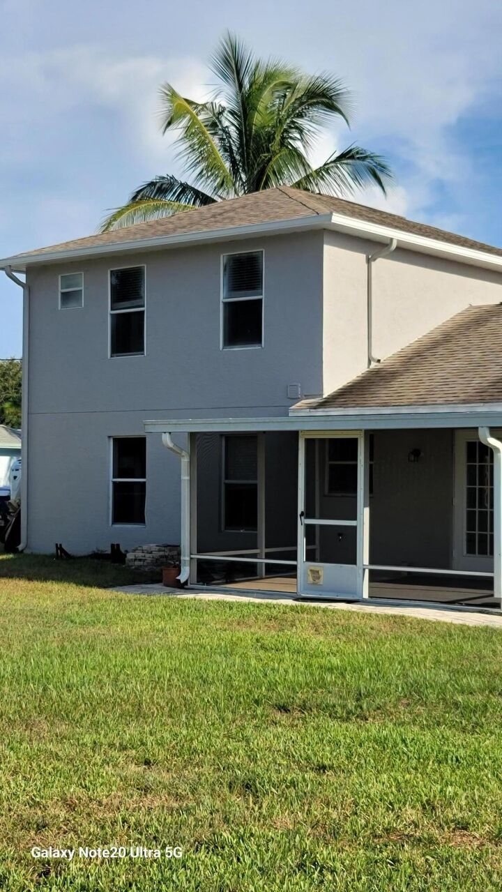 Property Photo: 2581 SE Jason Avenue FL 34952