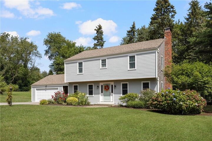 20 Harrington Avenue  Portsmouth RI 02871 photo