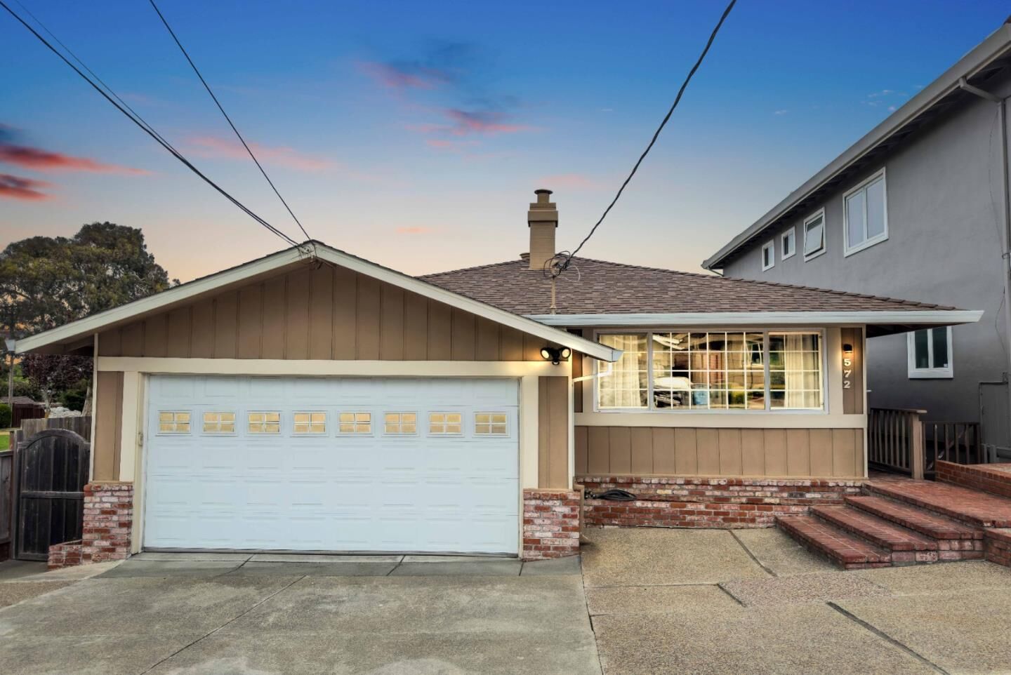 Property Photo: 572 Cherry Avenue CA 94066