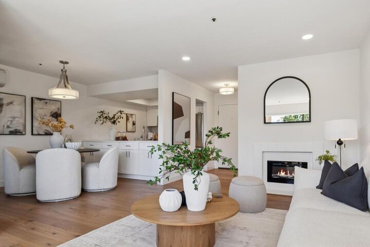 Property Photo: 410 Sheridan Avenue Unit 330 CA 94306