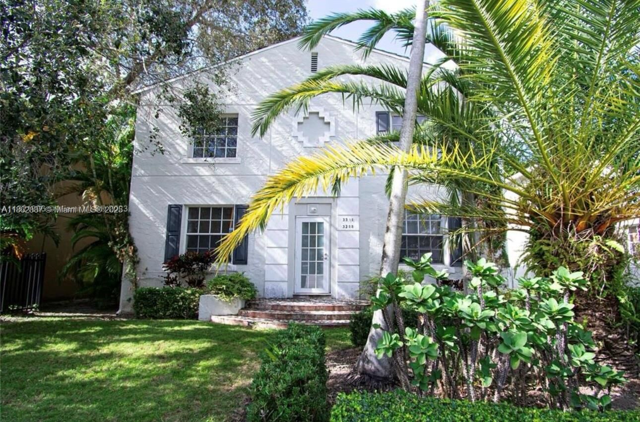 Property Photo: 3308 S Le Jeune Rd 3308 FL 33134