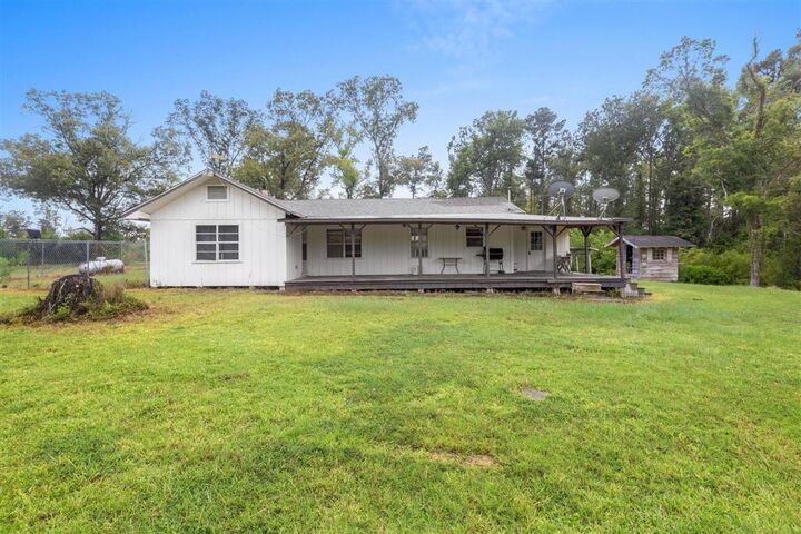 Property Photo: 523 Atwood Daniels Road LA 70657