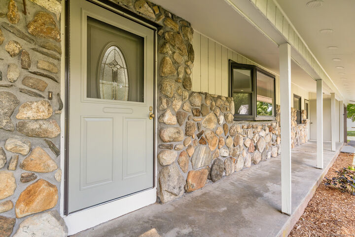 Property Photo: 269 Brookfield Street CT 06074