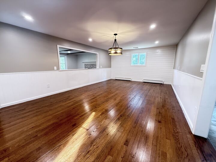 Property Photo:  11 Pond Circle Road  CT 06498 