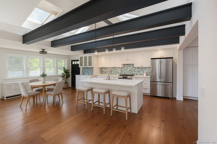 Property Photo: 11 Pond Circle Road CT 06498