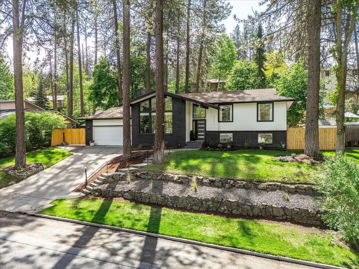 Property Photo:  4427 W Shawnee Ave  WA 99208 