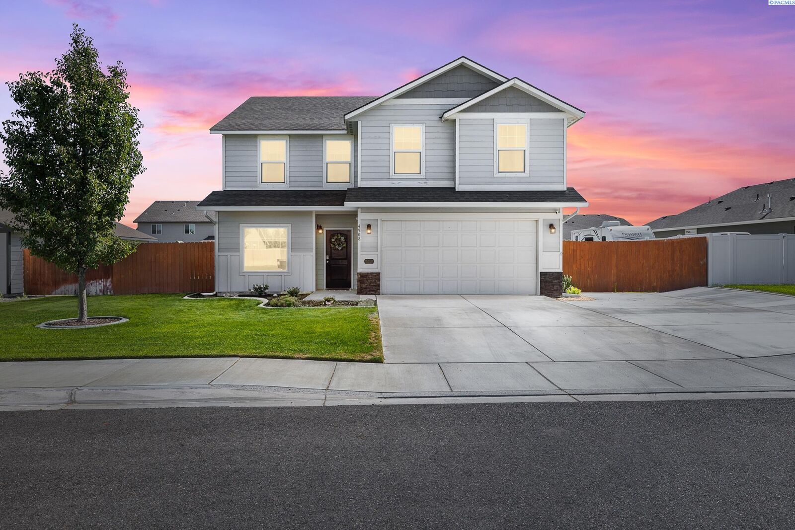 Property Photo: 4908 Perga Dr WA 99301