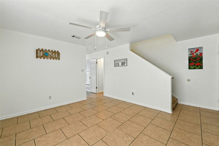 Property Photo: 2410 Royal Crest Circle TX 76549