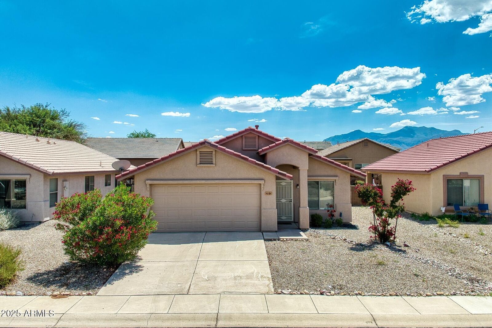 Property Photo:  5236 Calle Granada --  AZ 85635 