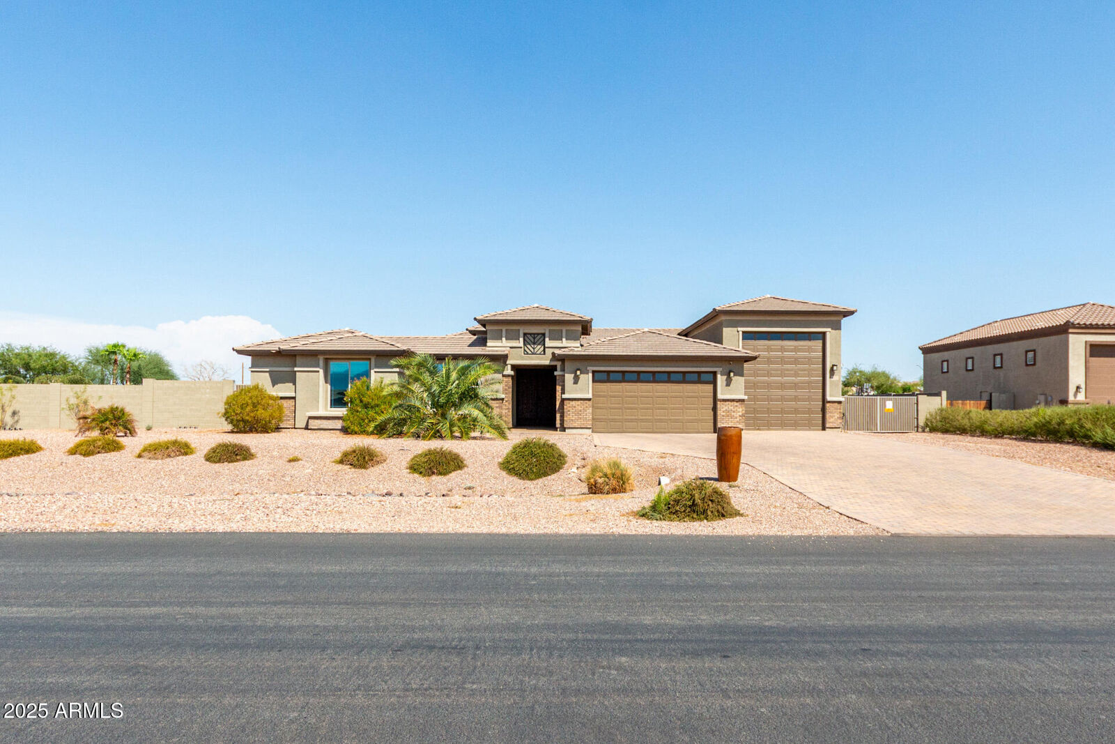 Property Photo:  6523 N 135th Drive  AZ 85307 