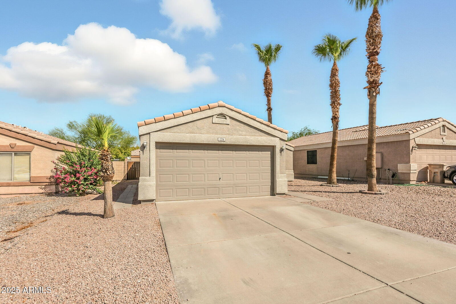 Property Photo: 1276 W Diamond Avenue AZ 85120