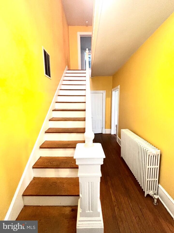 Property Photo:  104 S High Street  VA 22824 