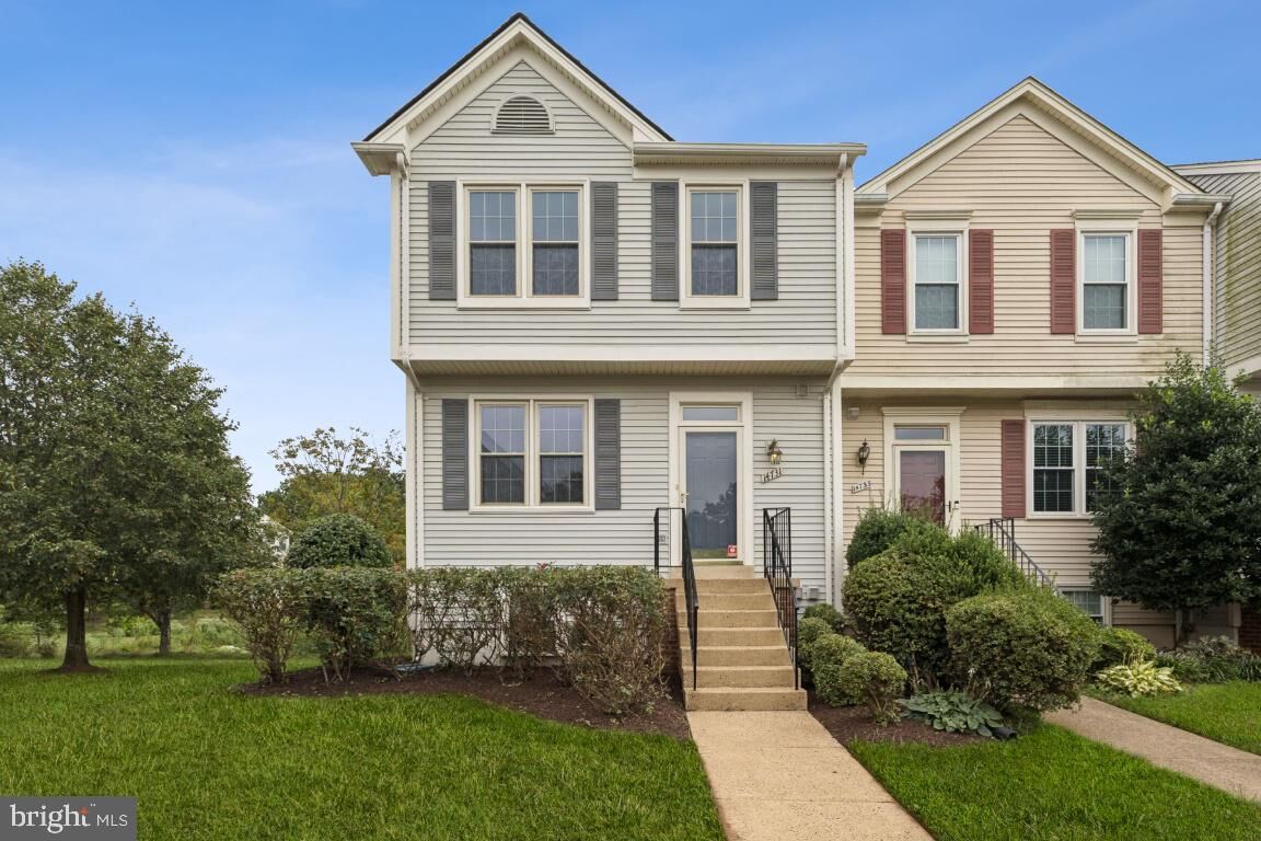 Property Photo:  14731 Grobie Pond Lane  VA 20120 
