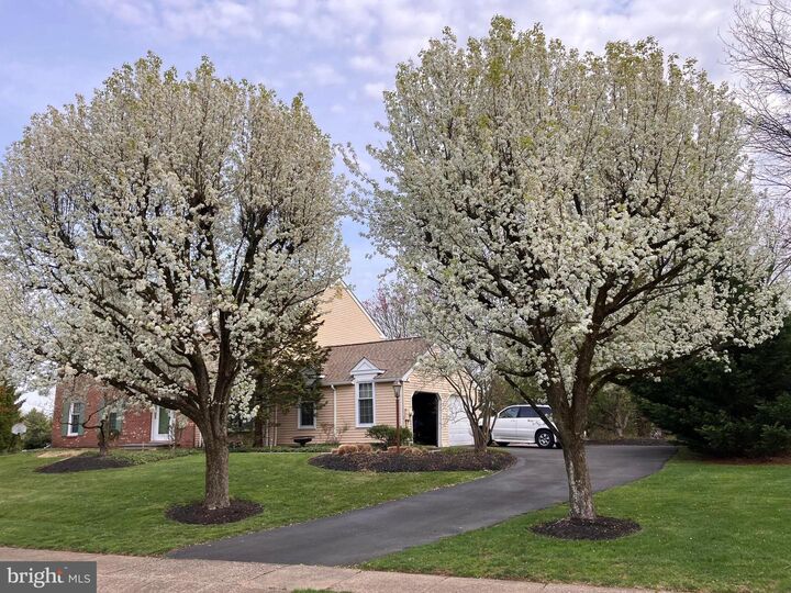 762 Dawes Drive  Yardley PA 19067 photo