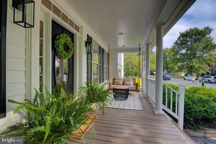 Property Photo: 19009 Castleguard Court VA 20176