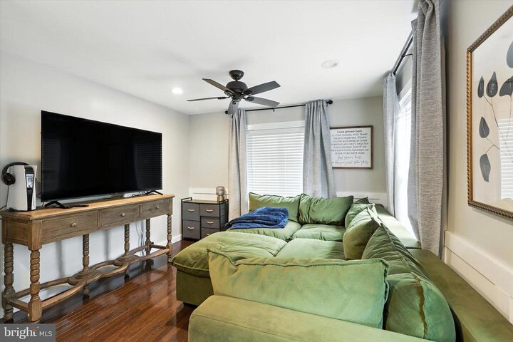 Property Photo: 1518 Chatham Road PA 17011