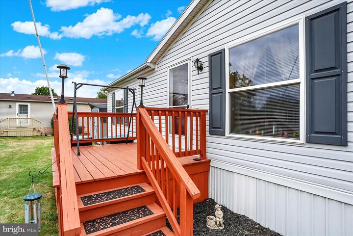 Property Photo: 133 W Spruce Street PA 17078