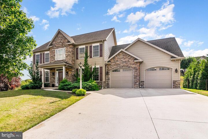 110 Balfour Drive  Mechanicsburg PA 17050 photo