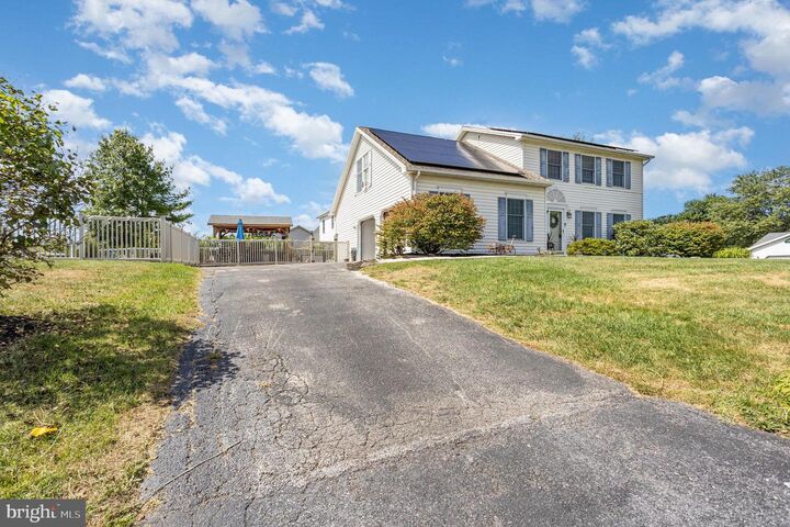 Property Photo: 60 S Ben Hogan Drive PA 17319