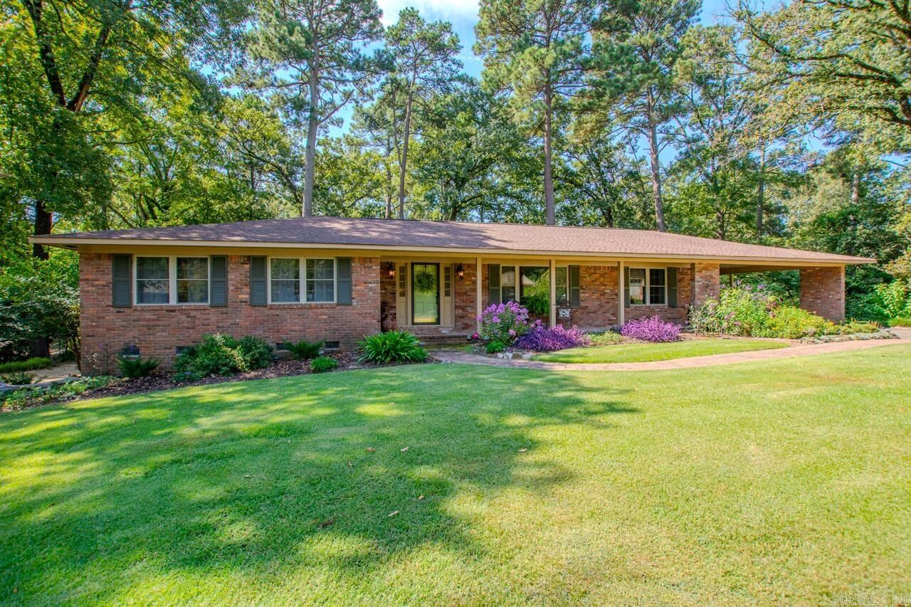 Property Photo: 2003 Lynnwood Drive AR 72015