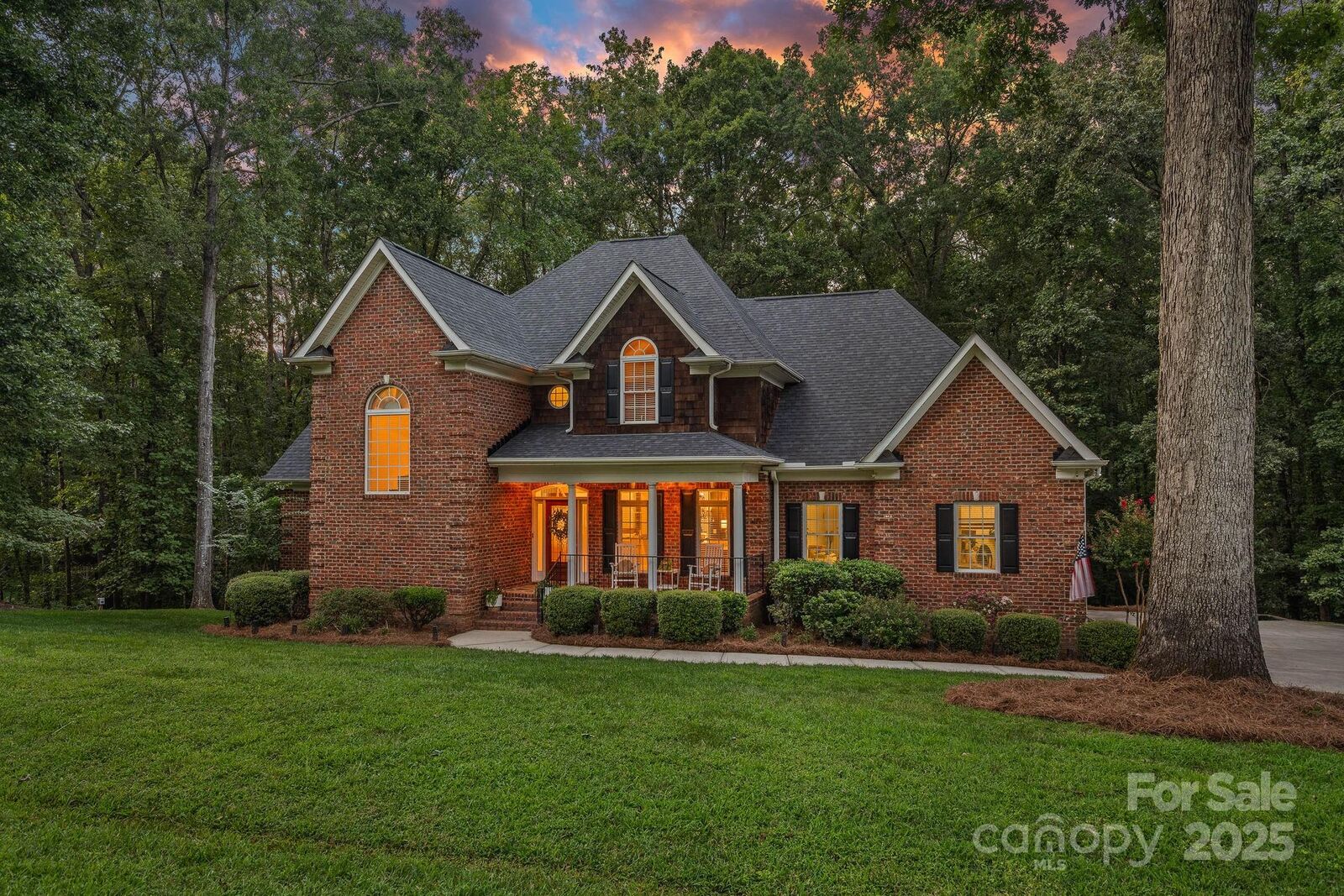 Property Photo:  3502 Weddington Oaks Drive  NC 28104 