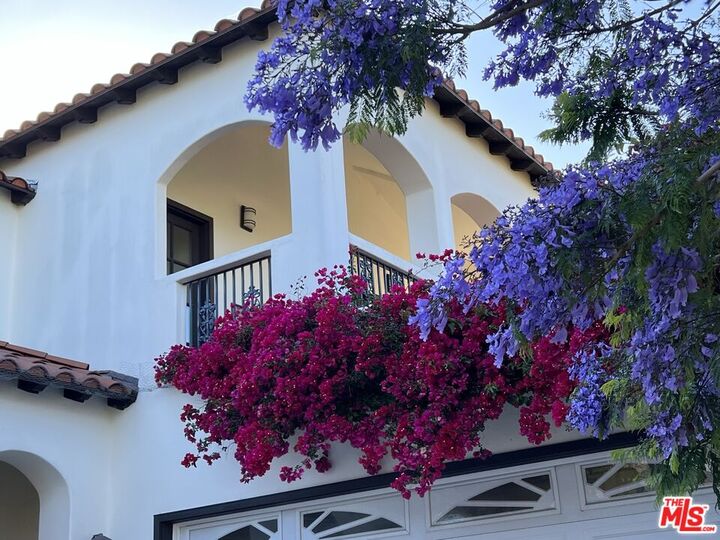 Property Photo: 7917 Westlawn Ave CA 90045