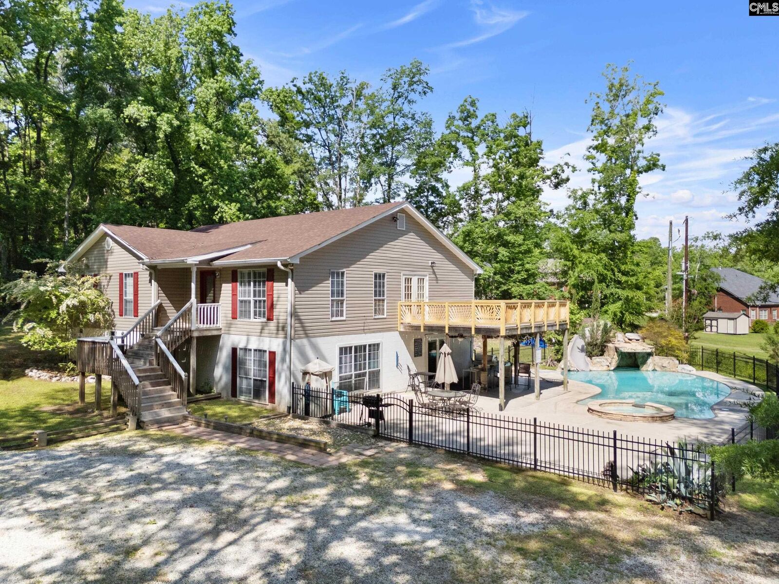 Property Photo: 904 Green Meadow SC 29036