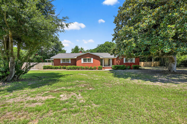758 9th Avenue  Crestview FL 32536 photo