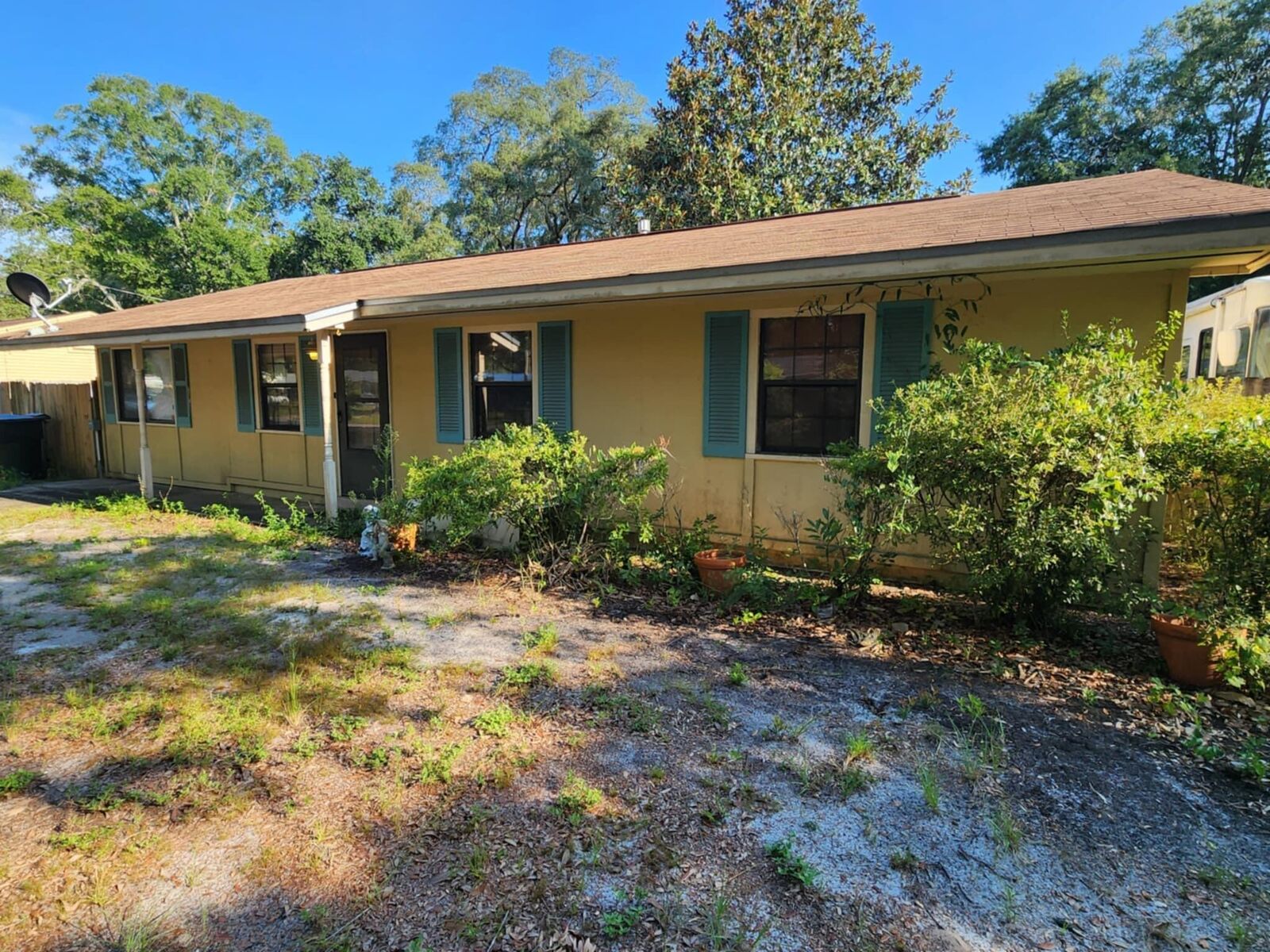Property Photo: 326 NW Oakland Circle Circle FL 32548