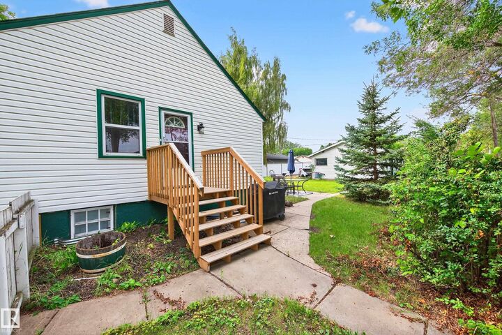 Property Photo:  12244 79 Street NW  AB T5B 2L7 