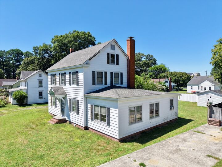Property Photo: 4126 Main St VA 23350