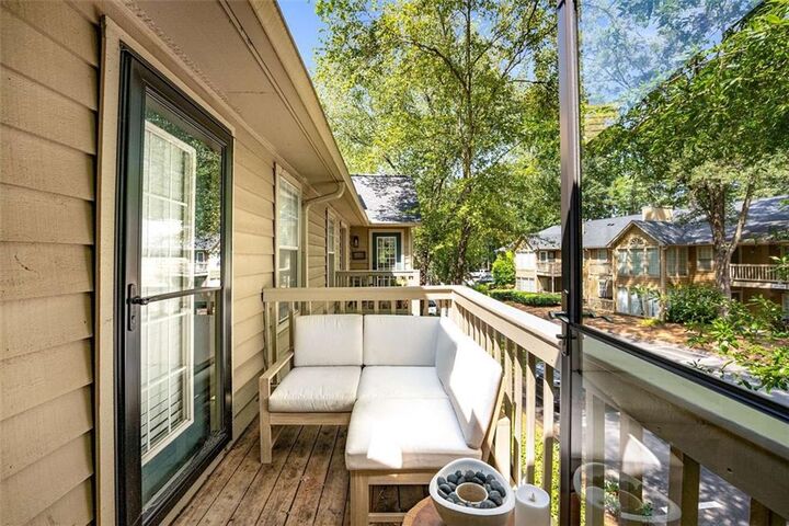 Property Photo:  307 Country Park Drive SE  GA 30080 
