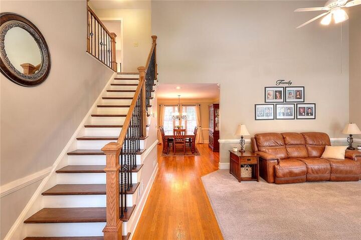 Property Photo: 1195 Haverhill Trail GA 30044