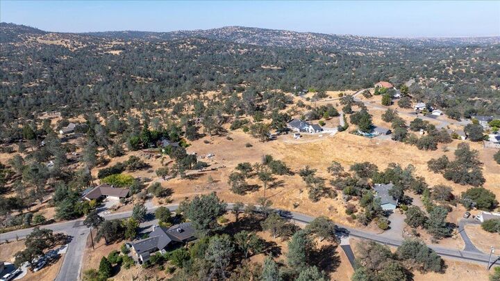 Property Photo: 0 Crystal Cave Circle CA 93614