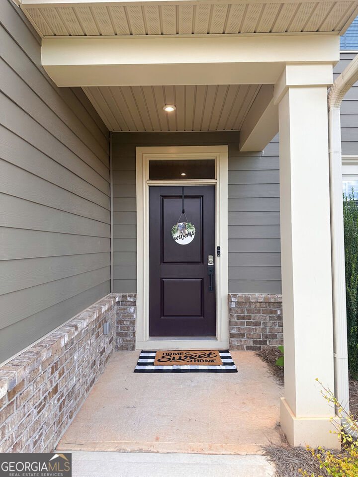 Property Photo:  1029 Climbing Rose Way  GA 30253