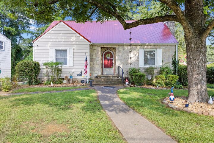 105 S Lovell Avenue  Chattanooga TN 37411 photo
