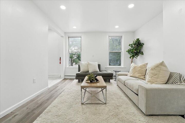 Property Photo:  283 Griffith St  NJ 07307 