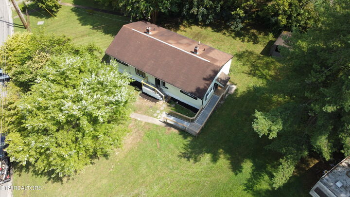 Property Photo: 233 S Benedict Ave TN 37830