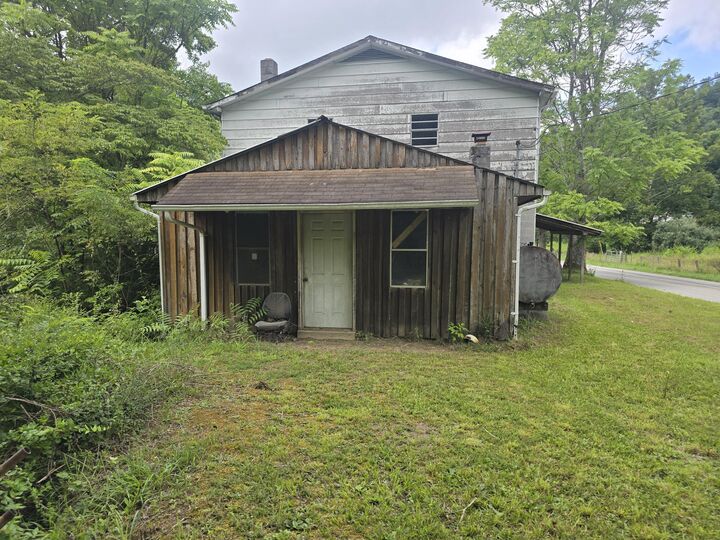 Property Photo:  00 Highway 217 &Amp 1344 Tract 2  KY 40965 