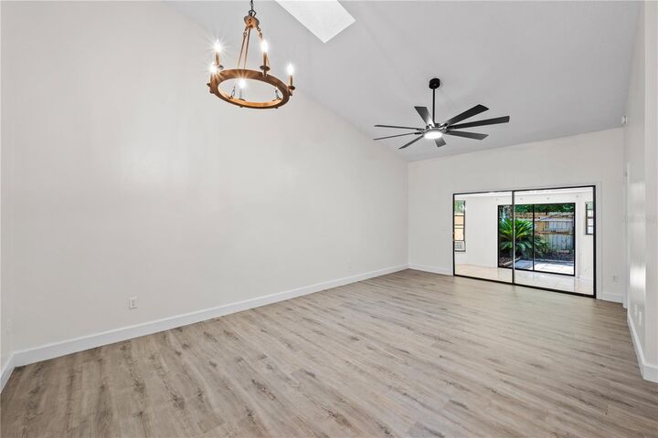 Property Photo: 216 Egret Ct. FL 32701