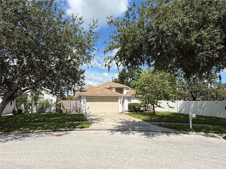 Property Photo: 8632 Fawn Creek Drive FL 33626