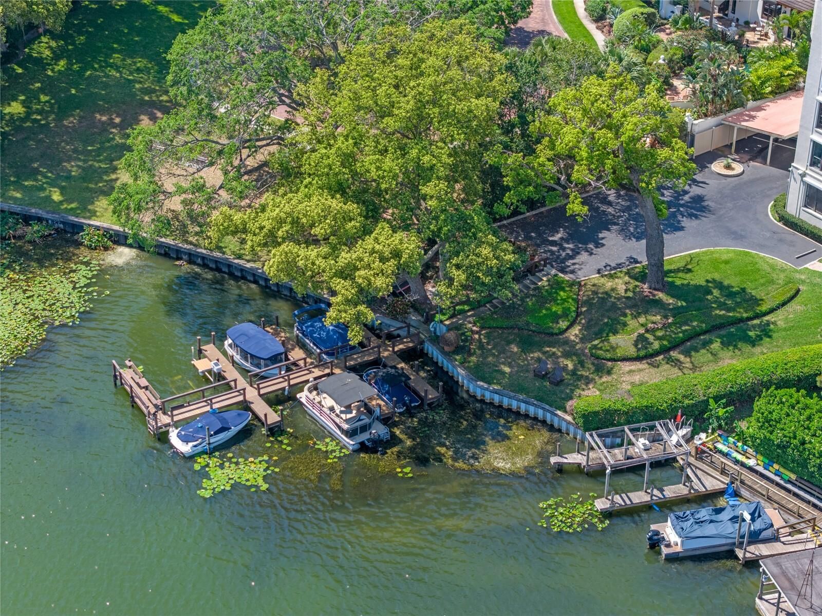 Property Photo:  100 S Interlachen Avenue 404  FL 32789