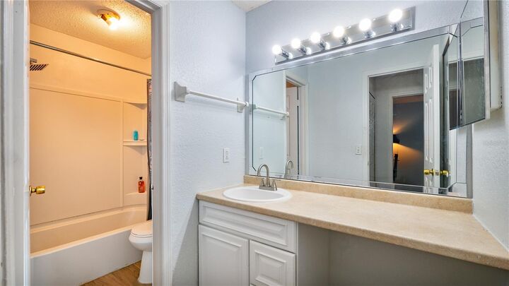 Property Photo: 3019 Antique Oaks Circle 124 FL 32792