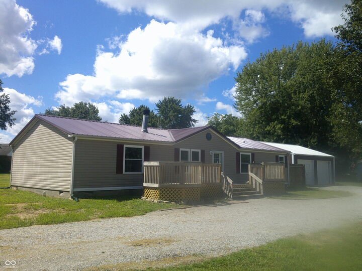 Property Photo: 103 Lorney Street IN 47232