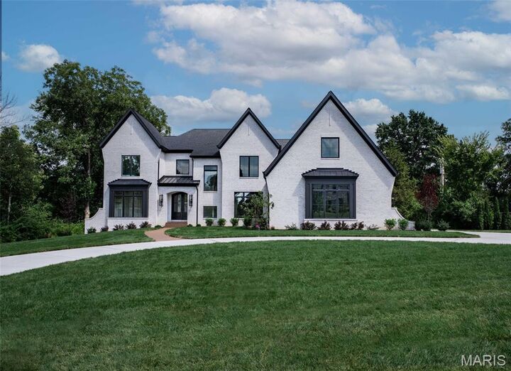 Tbb Ballas Ridge Roclare Ii  Des Peres MO 63131 photo