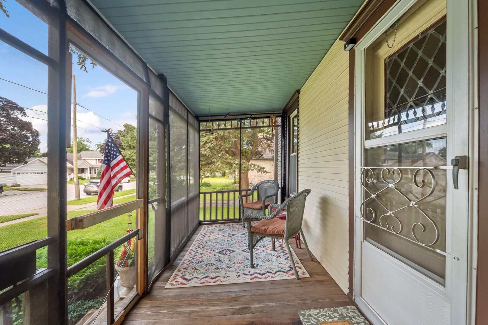 Property Photo:  210 Oakland Ave  WI 53149 