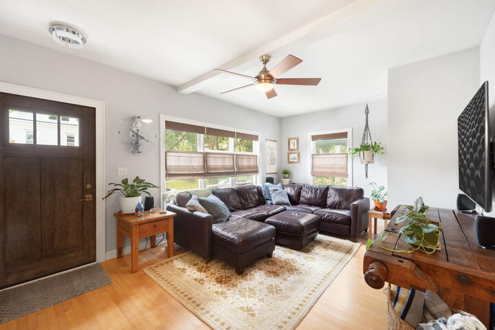 Property Photo: 3173 N Bremen St WI 53212