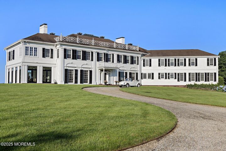 Property Photo:  713 Navesink River Road  NJ 07701 