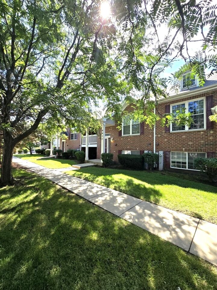 9411 Albany Court  Orland Park IL 60467 photo
